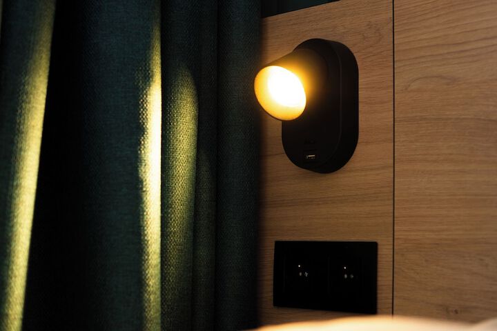 Room 21 of 77