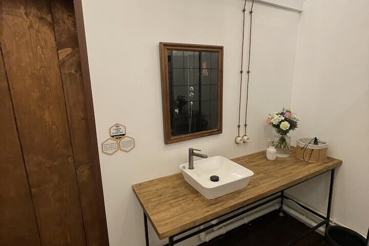 Room 32 of 57