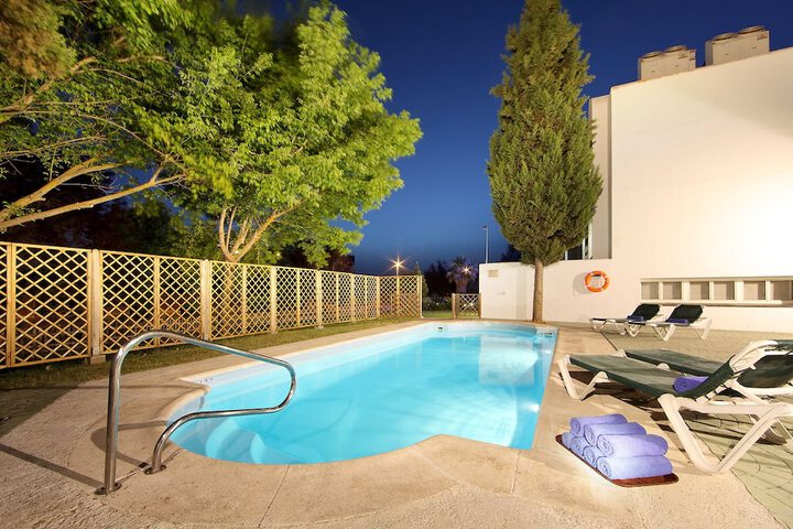 Hotel with Pool