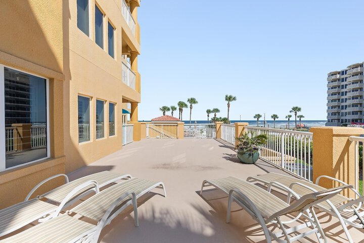 Terrace/Patio 100 of 129