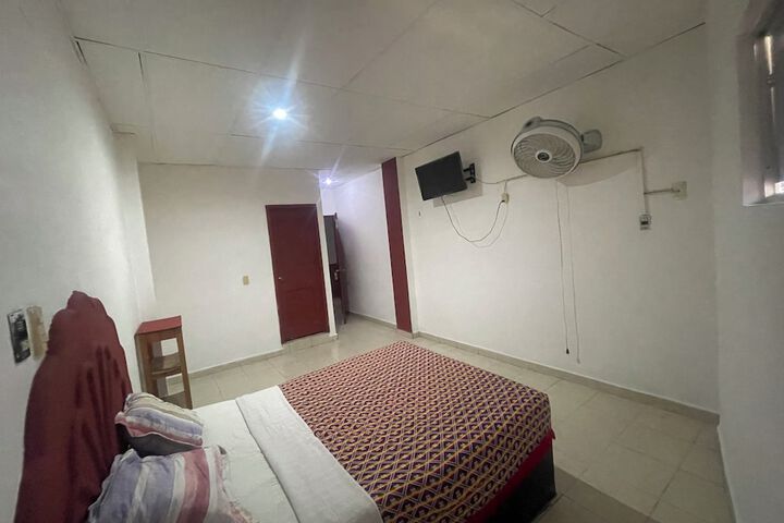 Room 2 of 14