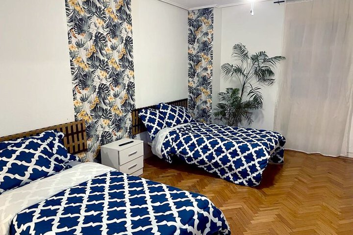 Room 6 of 23