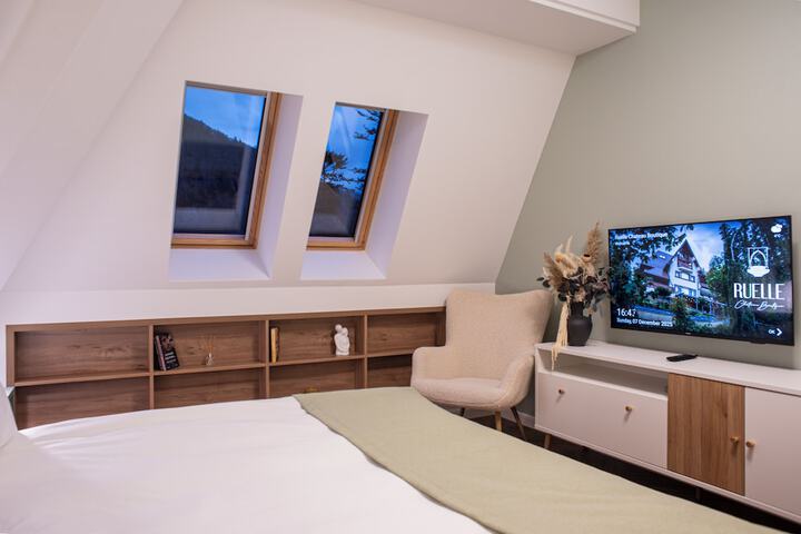 Room 41 of 69