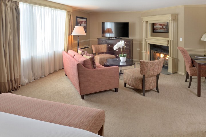 Room 8 of 20