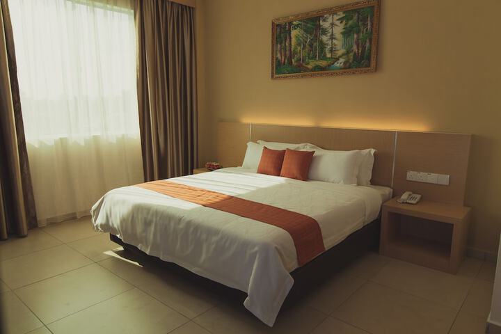 Room 13 of 43