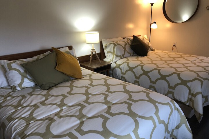 Room 9 of 30