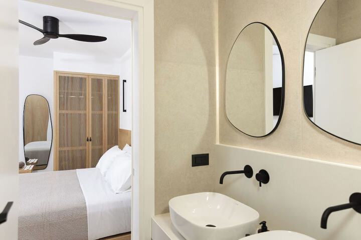 Room 15 of 129