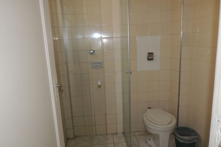 Room 87 of 107