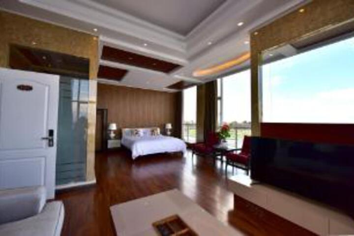 Room 20 of 22