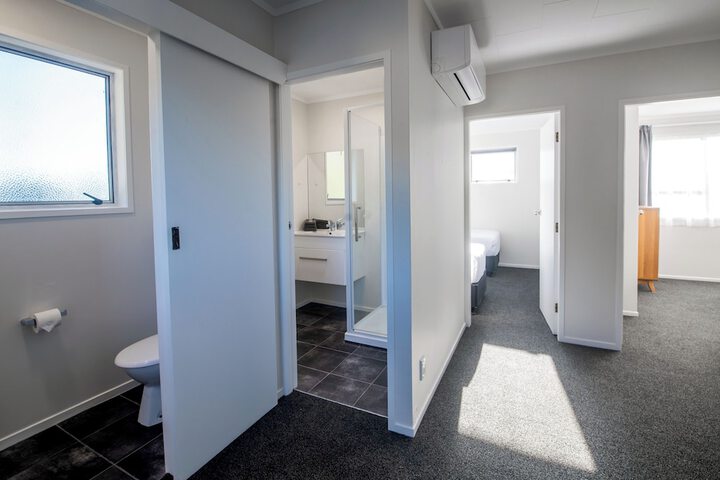 Room 82 of 108