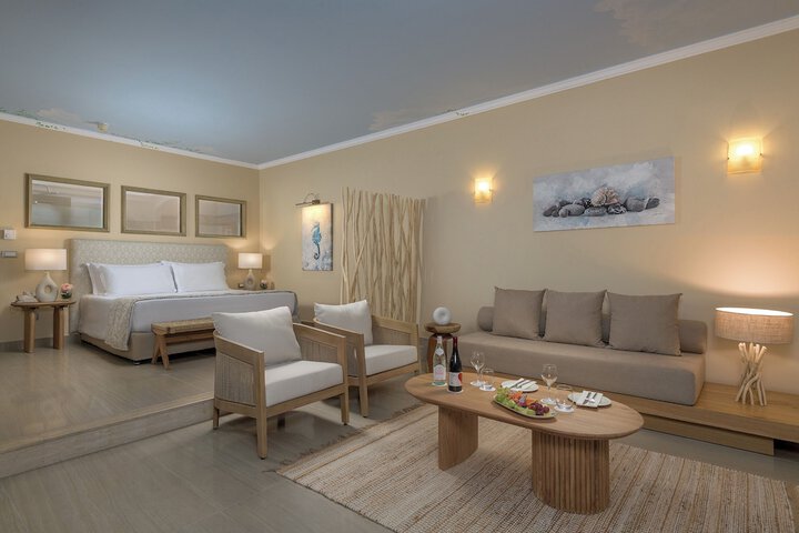 Room 12 of 54