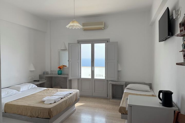 Room 42 of 74