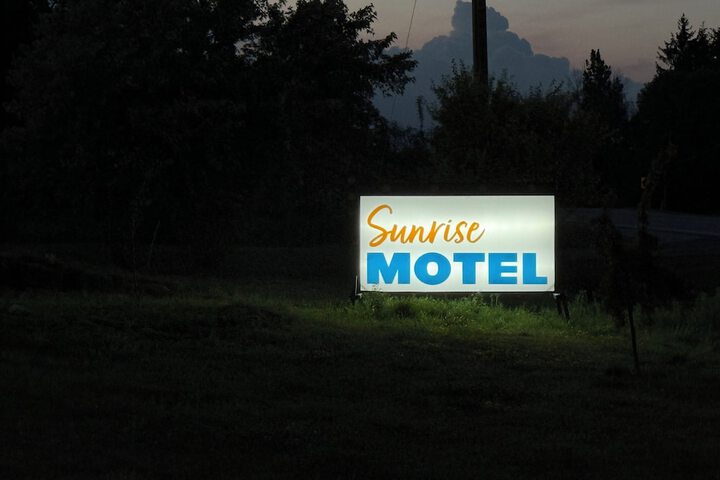 Hotel 11 of 13