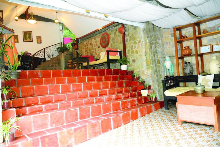 Hotel Interior 4 of 89
