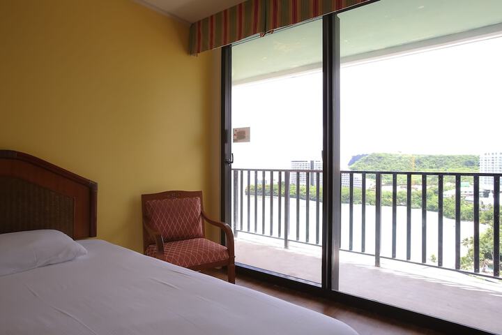 Room 70 of 130