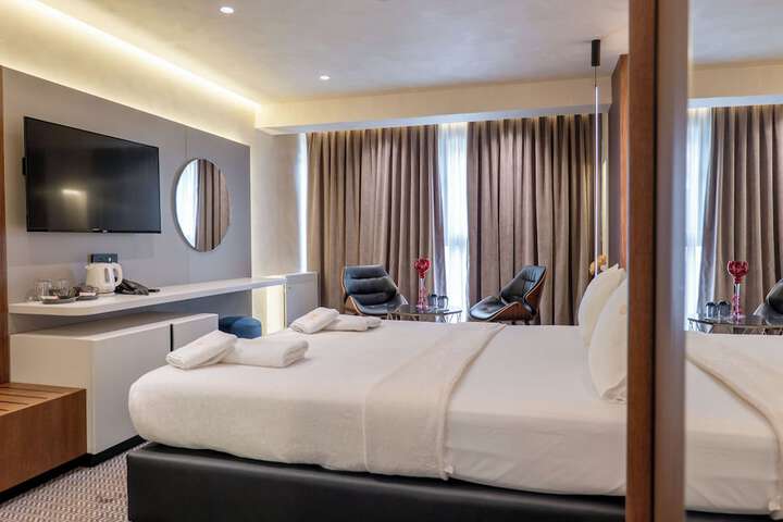 Room 67 of 125