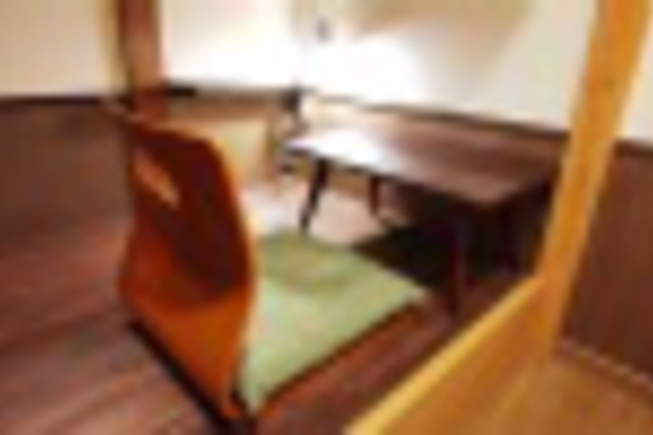 Room 100 of 192