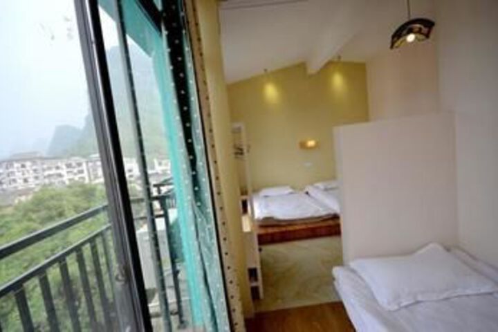 Room 26 of 31