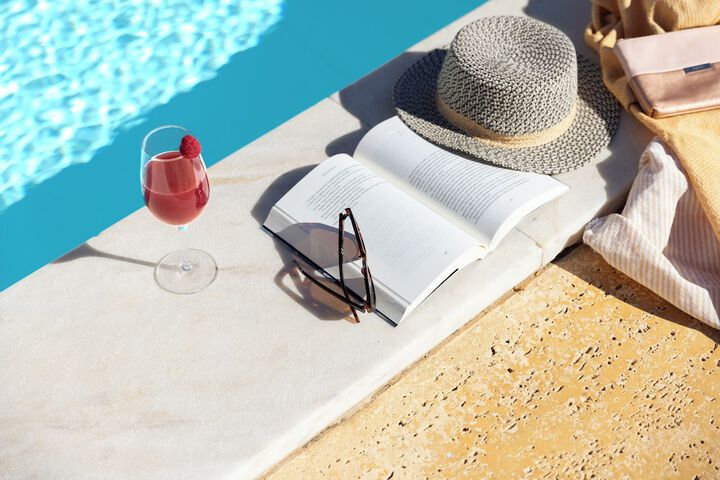 Hotel with Pool