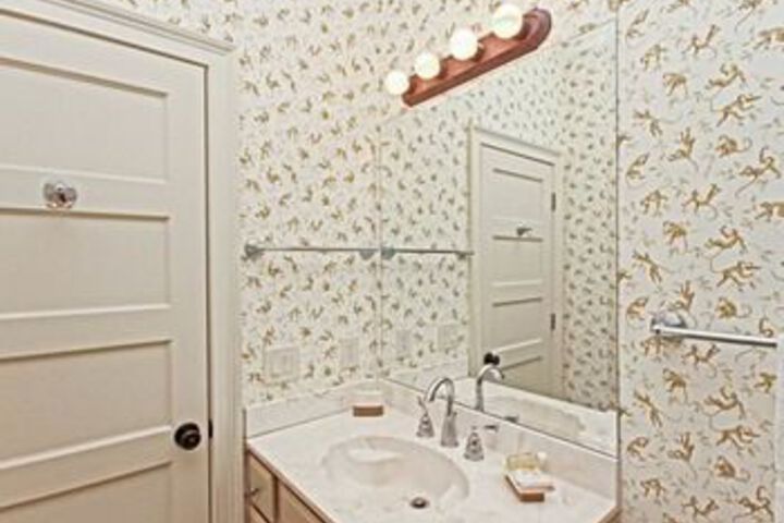 Room 14 of 71