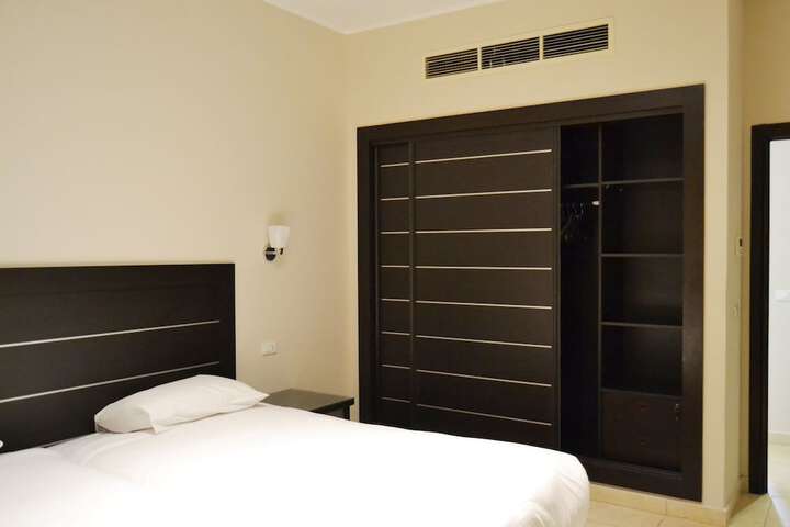 Room 6 of 59