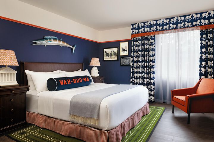 Room 10 of 51