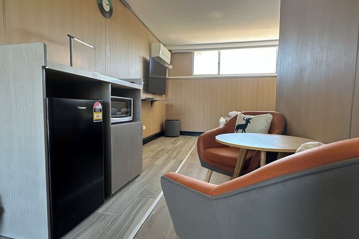 Room 6 of 50