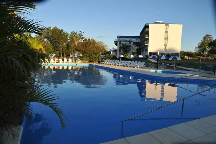 Pool 17 of 26