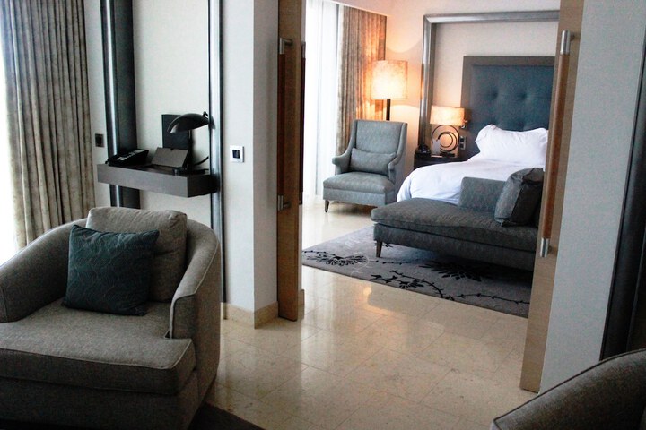 Room 12 of 200