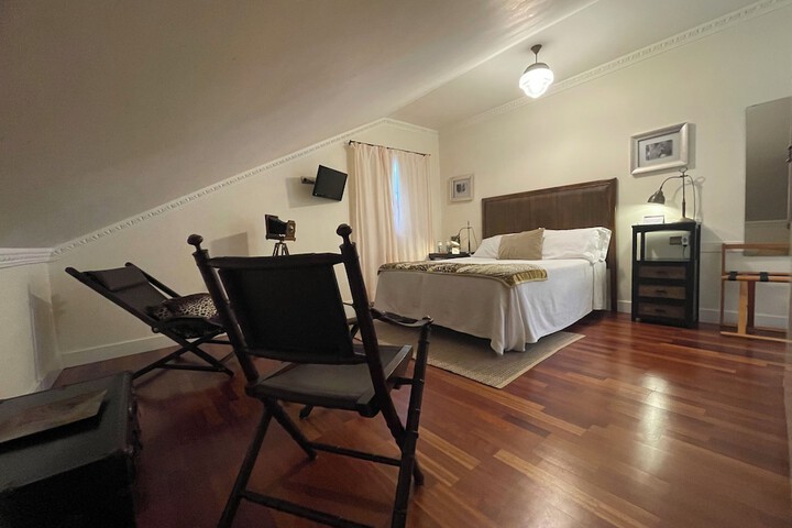 Room 10 of 41