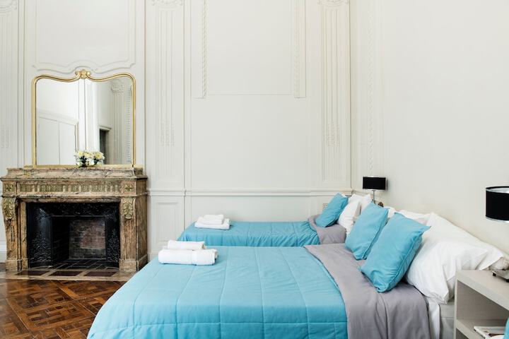 Room 10 of 51