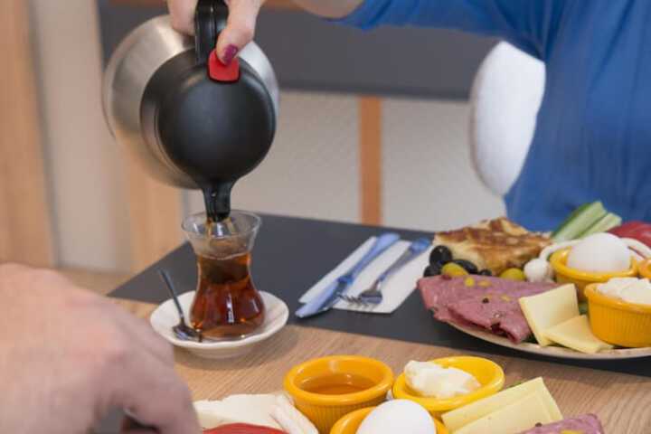 Breakfast/Coffee Service 22 of 25