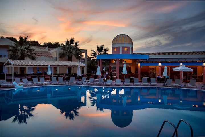 Pool 50 of 65