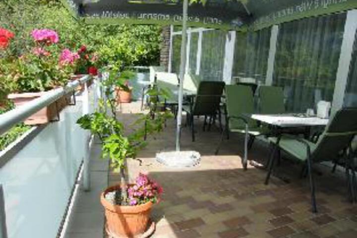 Terrace/Patio 4 of 23