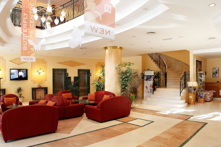 Lobby Photos