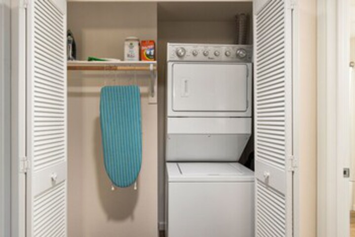 Laundry 37 of 93