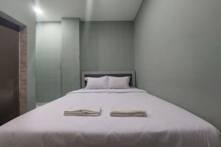 Room 7 of 36