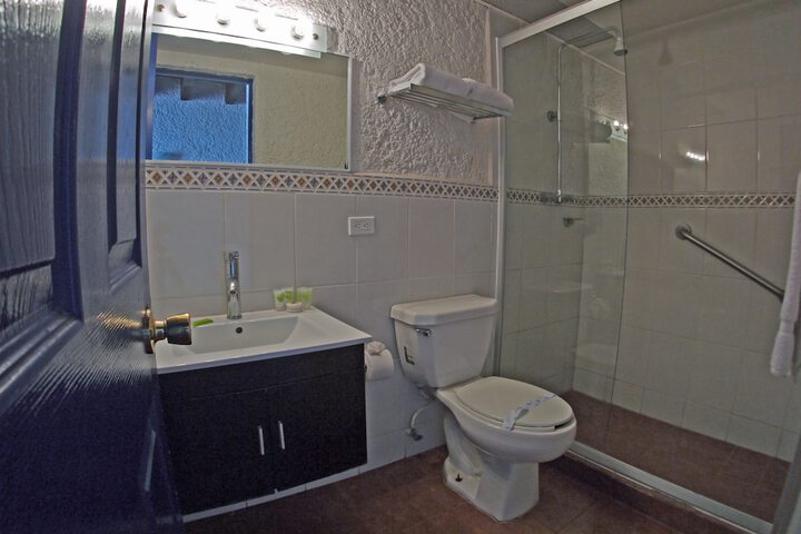 Double Ocean View King Bed (8 of 8)