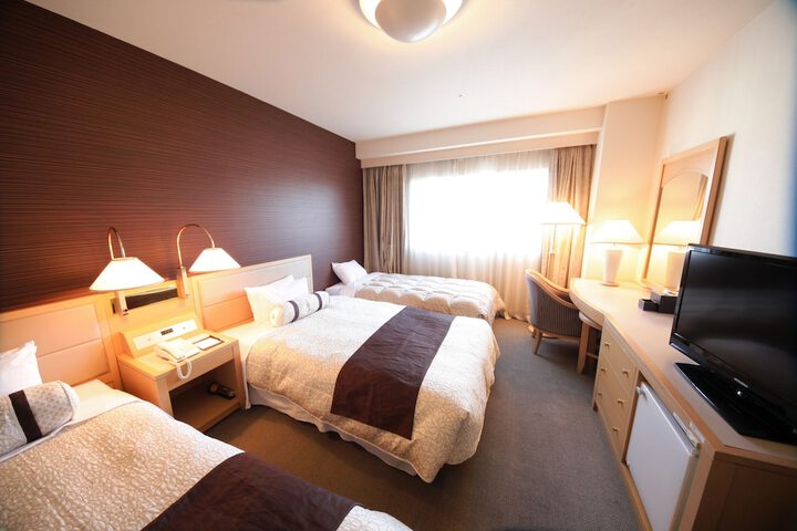 Room 13 of 43