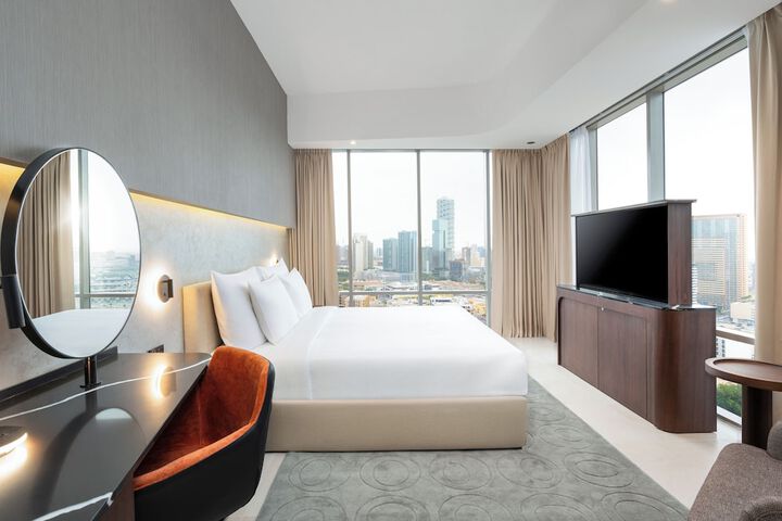 Room 15 of 97