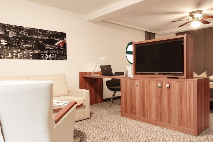 Room 20 of 45