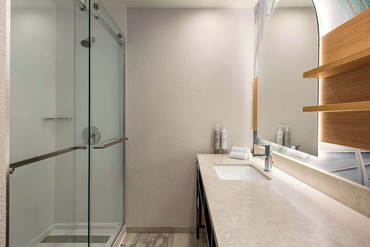Bathroom shower