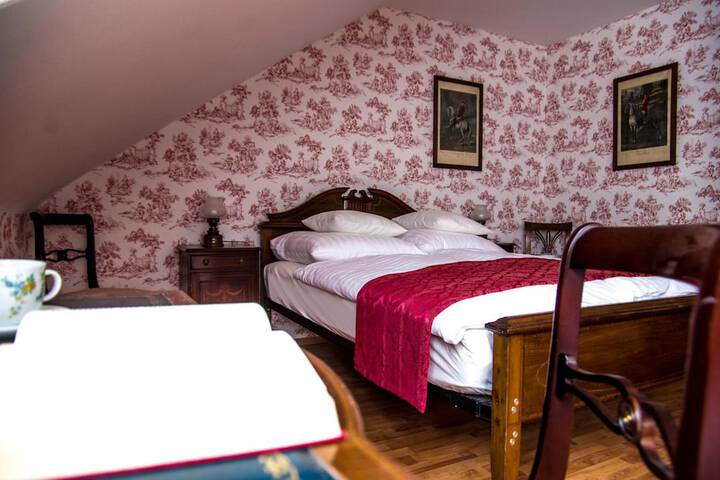 Room 18 of 38