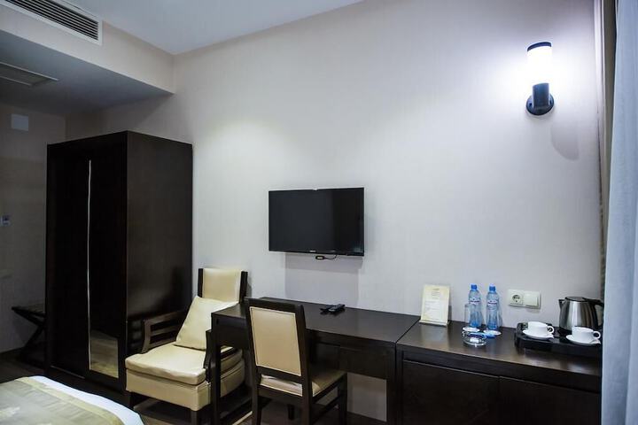 Room 30 of 54