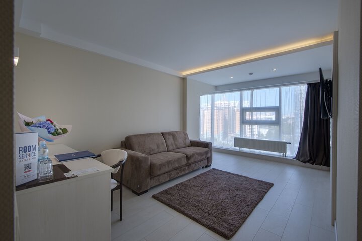 Room 44 of 91