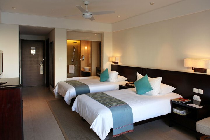 Room 18 of 35