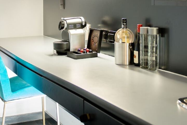 In-room business center