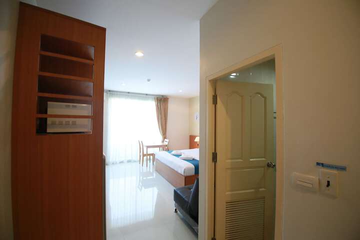 Room 18 of 62