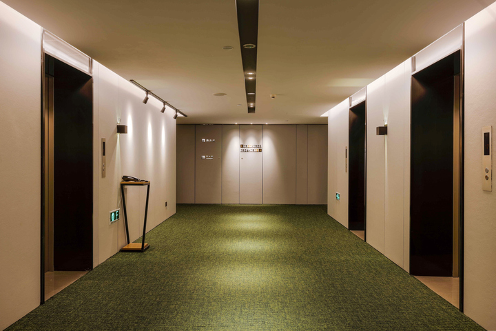 Hotel Interior 7 of 17