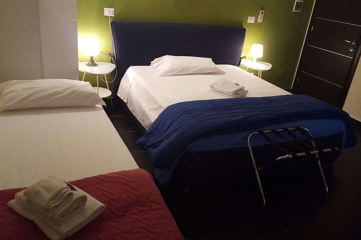 Room 12 of 40